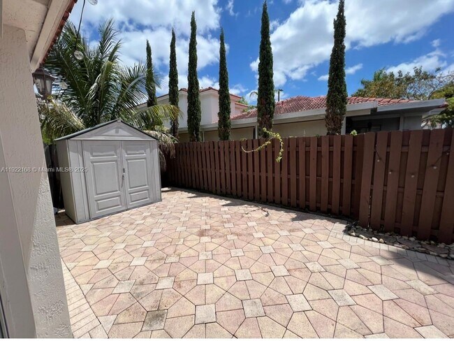 Building Photo - 7317 NW 173rd Dr