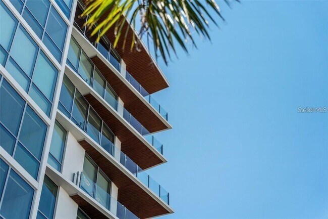 Building Photo - 111 Golden Gate Point