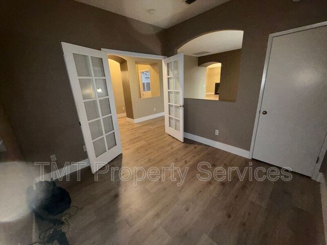 Building Photo - 3424 Babson Dr