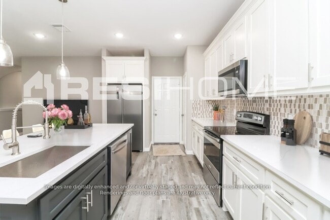 Building Photo - 5624 Fernander Dr