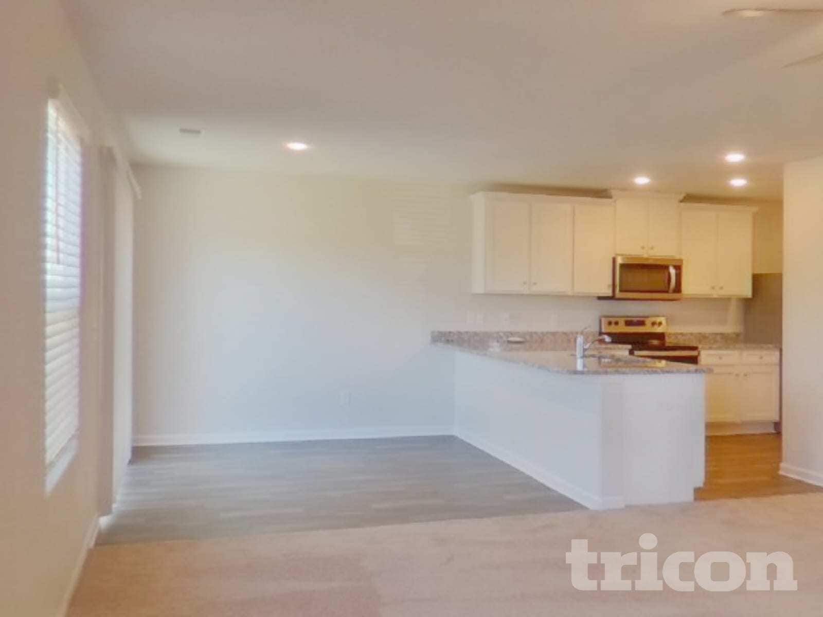 Building Photo - 2010 Southlea Dr