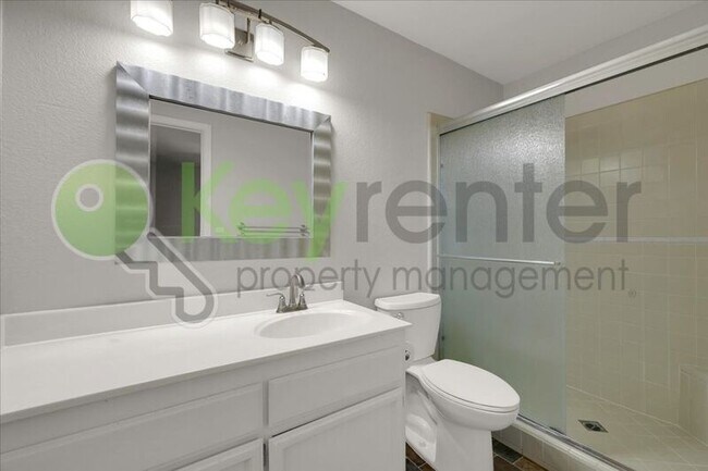 Building Photo - 6359 Edgewood Way