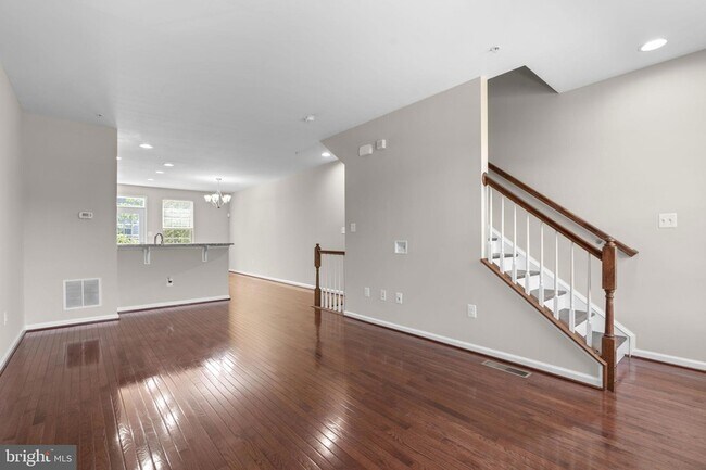 Building Photo - 7315 Old Calvary Rd
