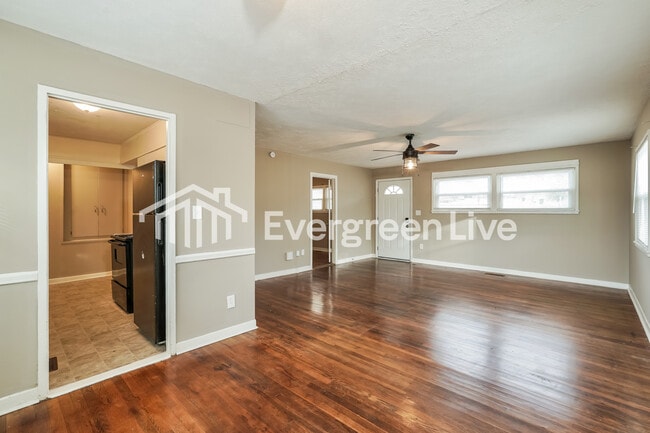 Building Photo - 1147 Weston St