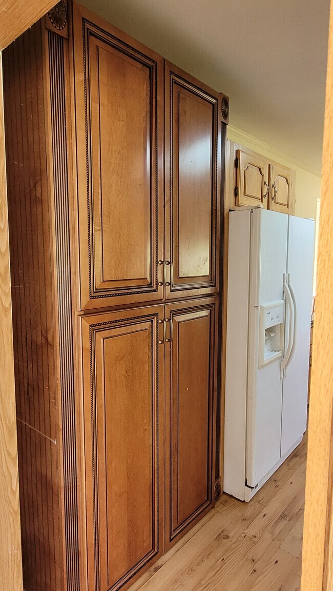 Building Photo - 20 Mill Rd