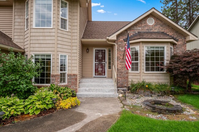 Building Photo - Spacious 5 Bed 3 Bath Home north Spokane w...