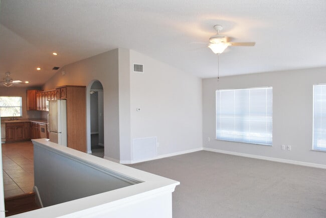 Building Photo - 120 Ibis Dr