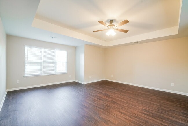 Building Photo - 4025 Tarnwood Pl