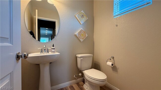 Building Photo - 61 Morning Mimosa Ct