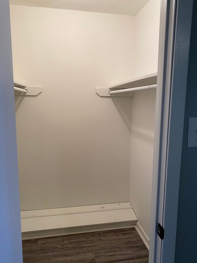 Building Photo - Pride Properties