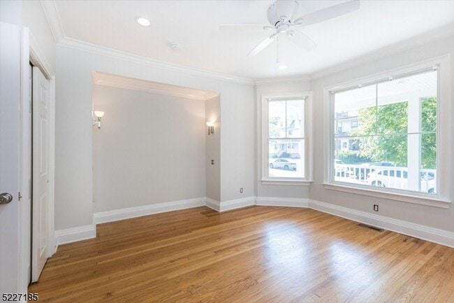 Building Photo - 1 Claremont Pl