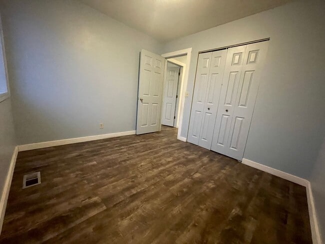 Building Photo - Application Pending - 3 Bedroom House For Rent In Odell