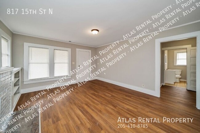 Building Photo - 817 15th St N