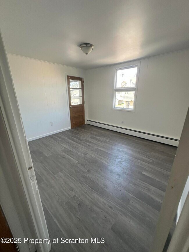 Building Photo - 501 Hazle St
