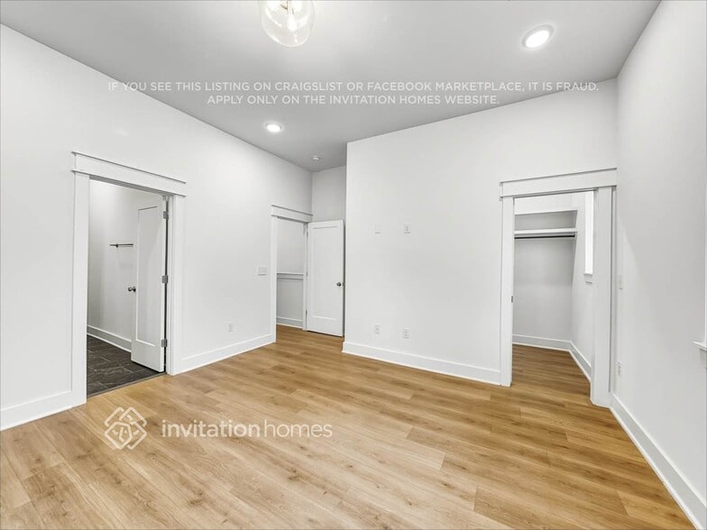 Building Photo - 428 38th Ave N