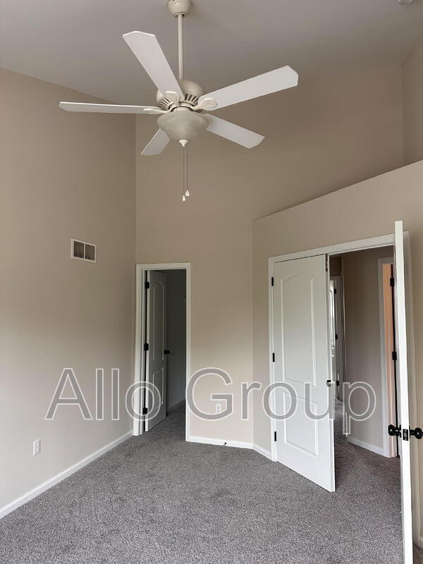 Building Photo - 139 Bonnybrook Rd