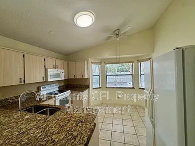 Building Photo - 2911 Woolridge Dr