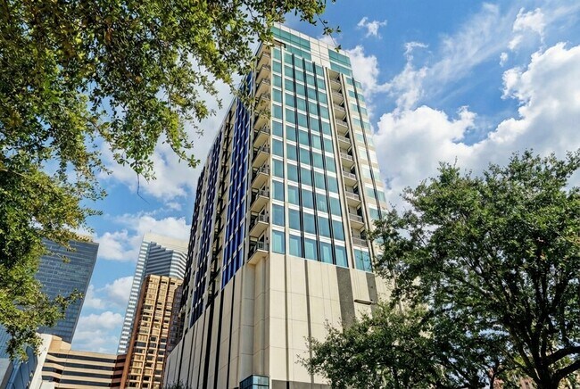 Building Photo - 1211 Caroline St