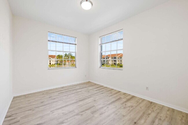 Building Photo - St Croix - two bedroom, two bath condo. Gr...