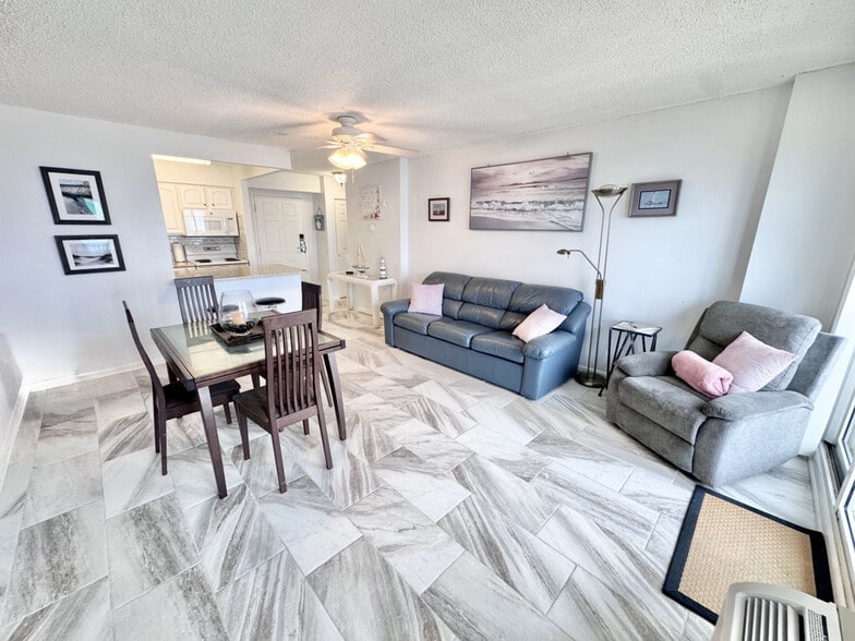 Building Photo - 303 Atlantic Ave