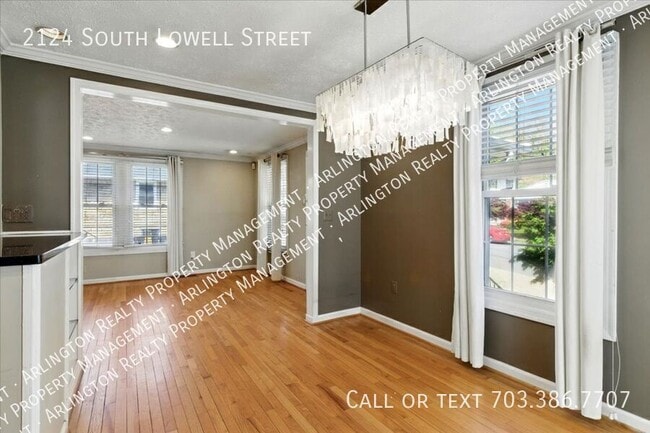 Building Photo - 2124 S Lowell St