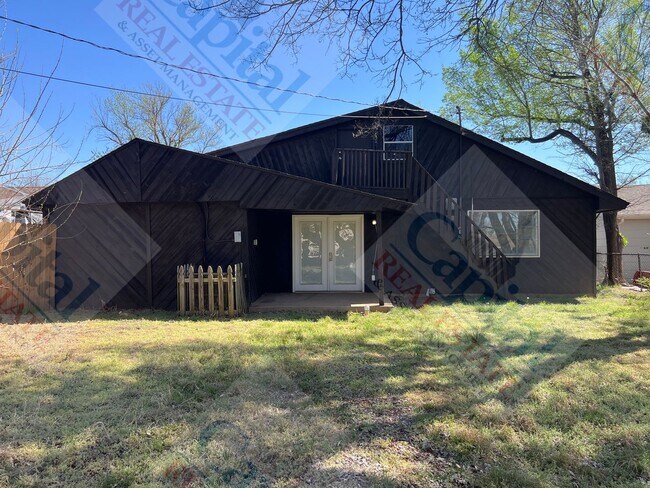 Building Photo - Home Sweet Home