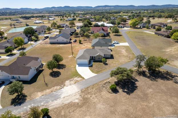 Building Photo - 118 Edgewood Cir