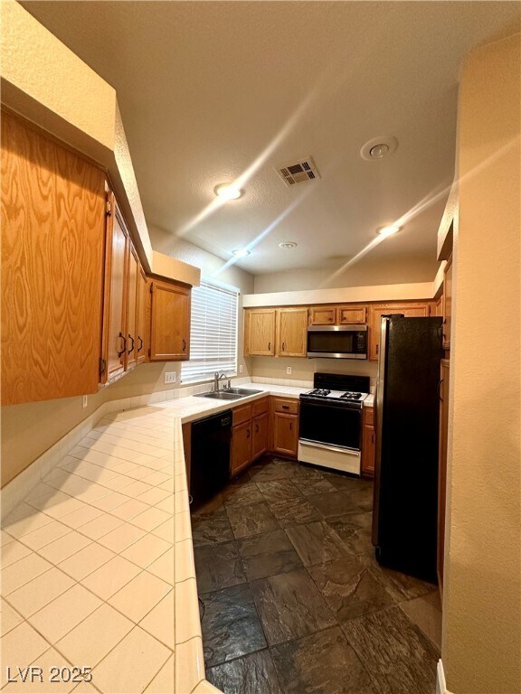 Building Photo - 5155 Tropicana Ave