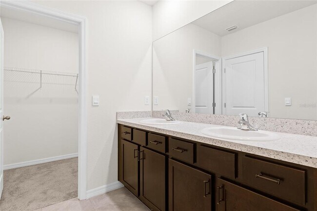 Building Photo - 11407 Planetree Pl