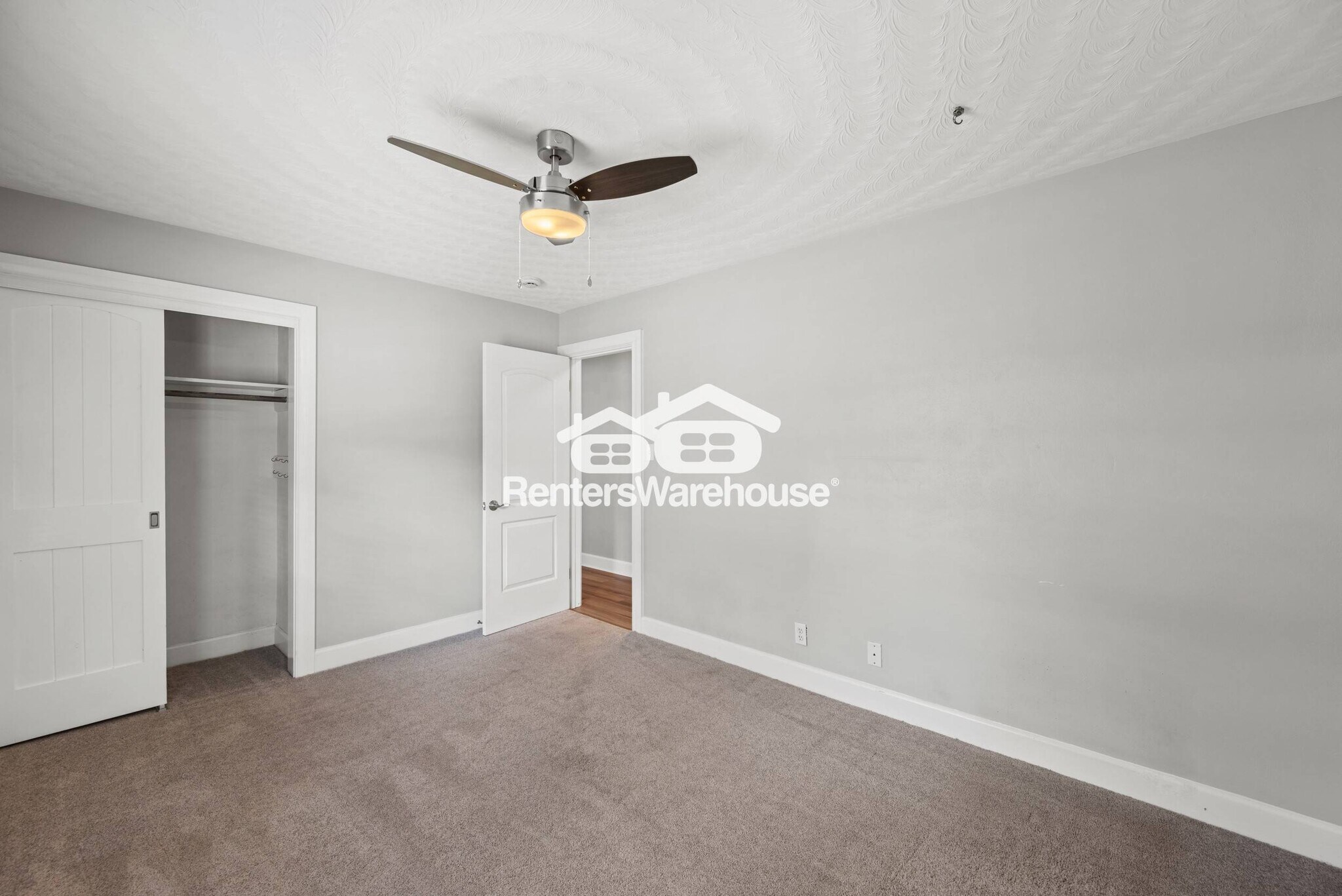 Building Photo - 3217 Foxgrove Ln