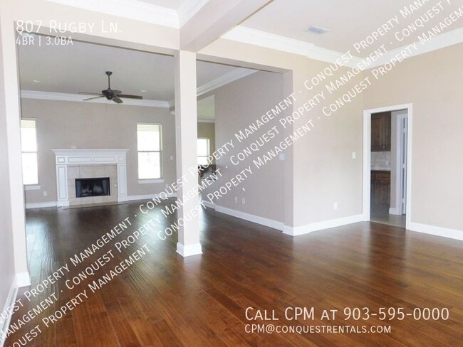 Building Photo - 807 Rugby Ln