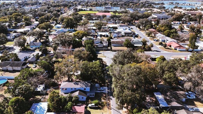 Building Photo - 2317 Harris St