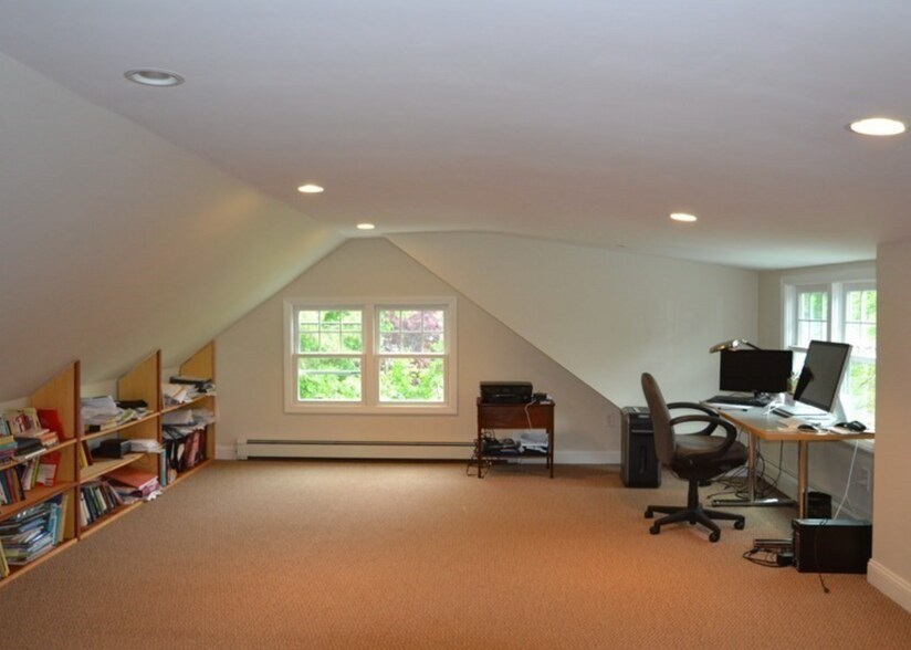 Building Photo - 25 Bothfeld Rd