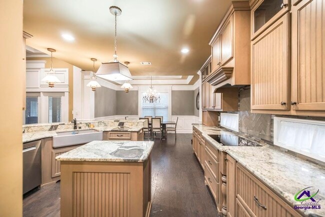 Building Photo - 107 Grand View Ave