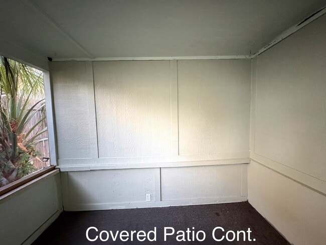 Building Photo - 202-1