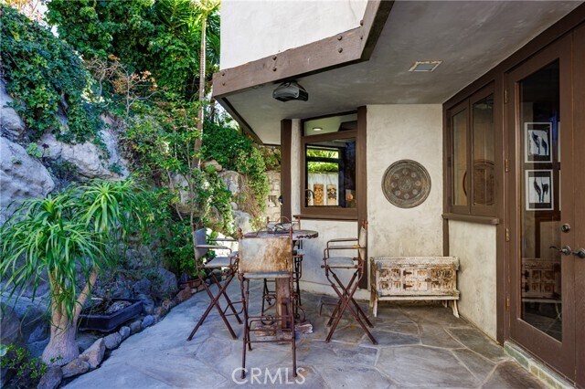 Building Photo - 266 Canyon Acres Dr