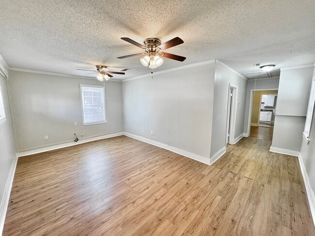 Building Photo - 2603 Carnes Ave