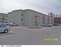Building Photo - 3531 13th Ave N
