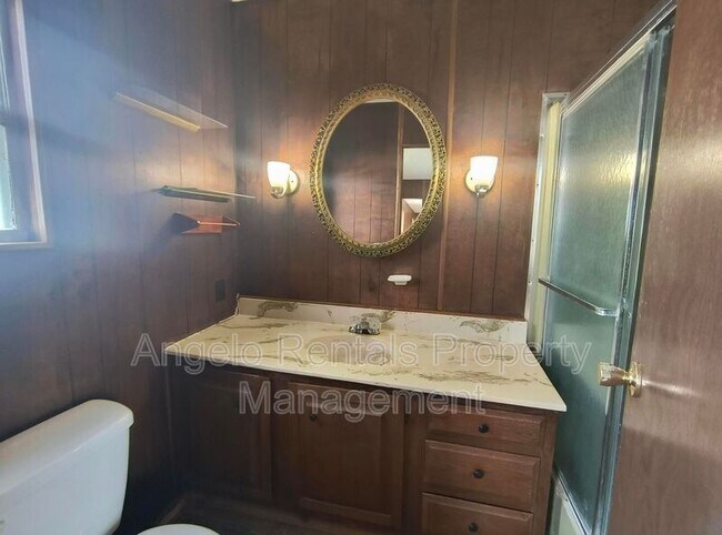 Building Photo - 731 Cactus Ln