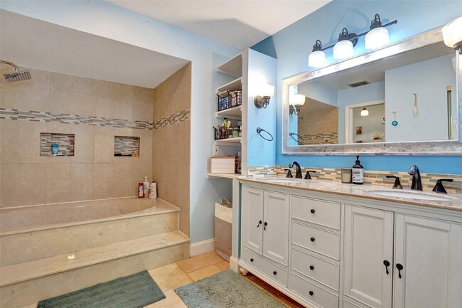 Building Photo - 2865 Egret Way