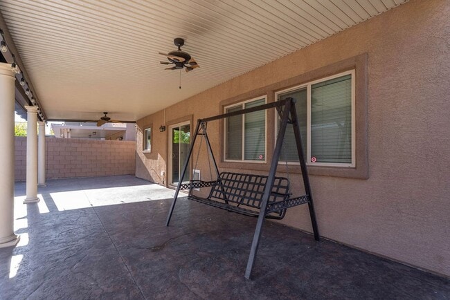 Building Photo - 1067 Fish Pond Ave