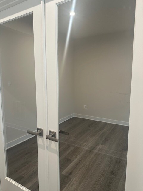 Building Photo - 807 Leni Wy