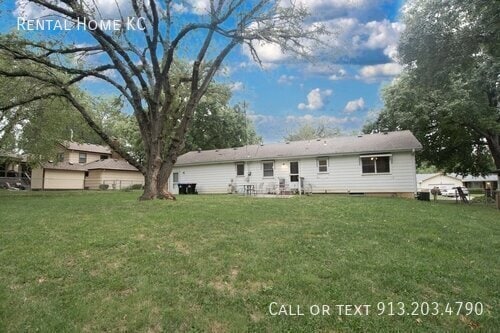 Building Photo - 9420 Walmer-