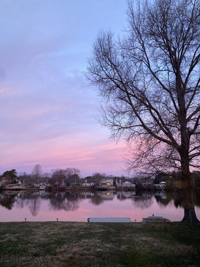 Building Photo - Ocean Lakes