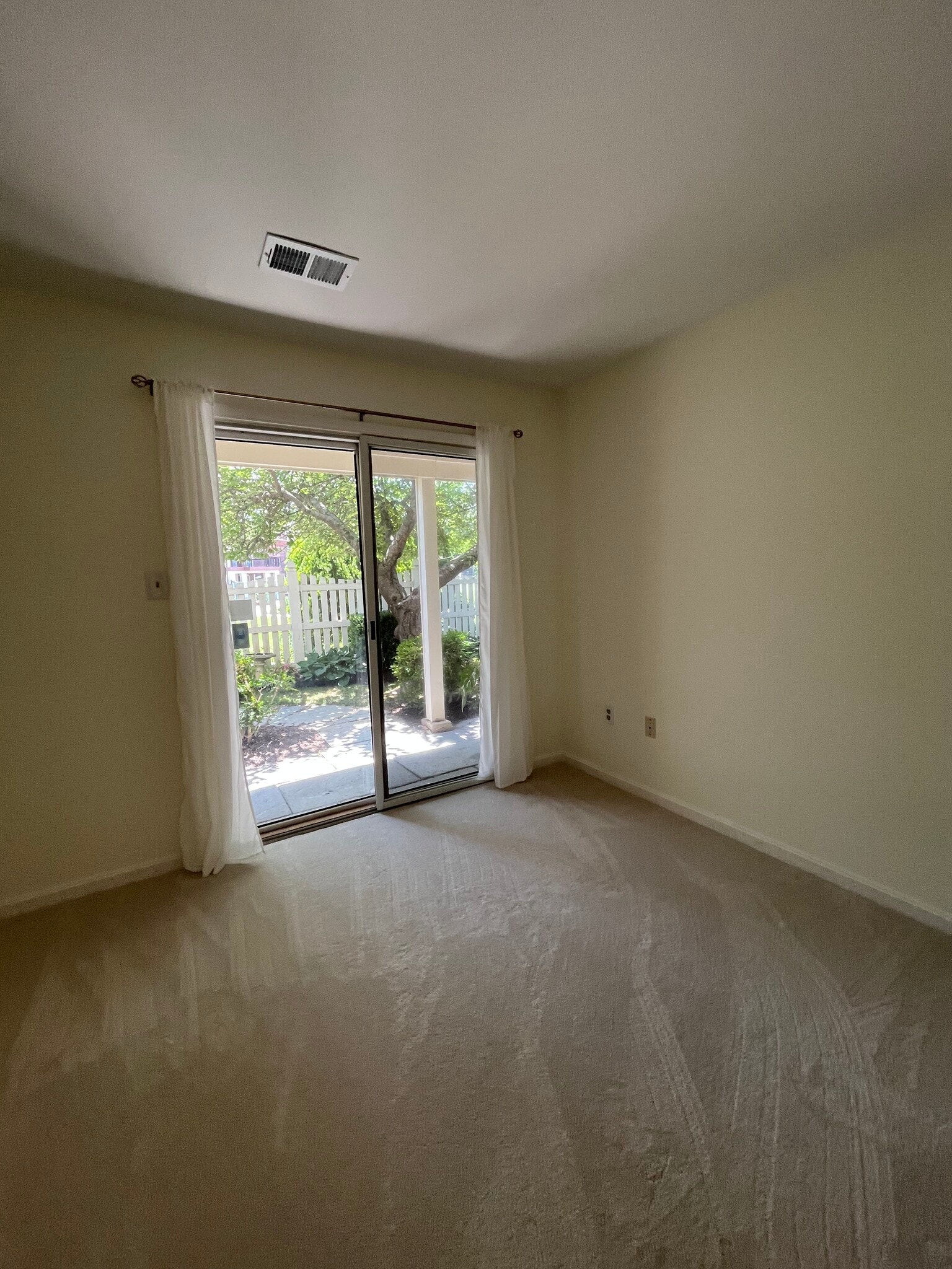 Building Photo - 10213 Willow Mist Ct