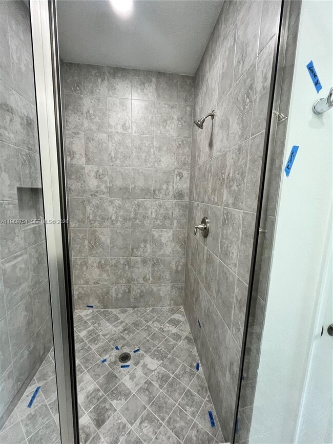 Building Photo - 4496 Longwood Lake Sq