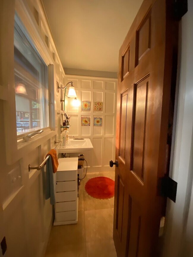 Building Photo - Coming Soon... Beautifully Updated Home in Central Location