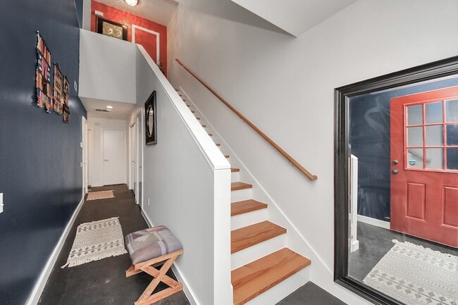 Building Photo - 1428 Bailey St