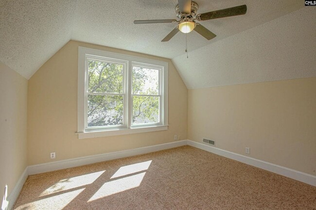 Building Photo - Charming 3-Bedroom Home in the Heart of Rosewood – Available July 2026!