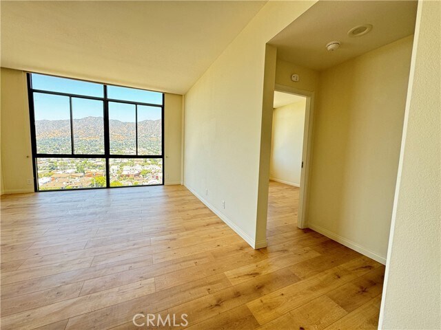 Building Photo - 345 Pioneer Dr